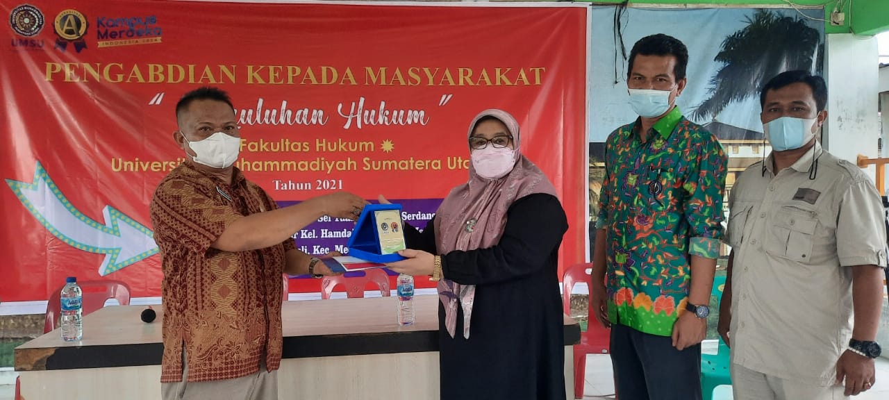 Fakultas Hukum UMSU Gelar Penyuluhan Hukum dan Berbagi Sembako di Desa Percut