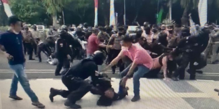 MHH PW Muhammadiyah Sumut Kecam Aksi Brutal Polisi “Smackdown” Mahasiswa