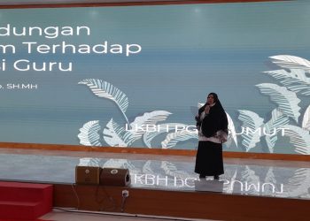 Dosen Fakultas Hukum Menjadi Pemateri ” Sosialisasi Perlindungan Hukum Profesi Guru “