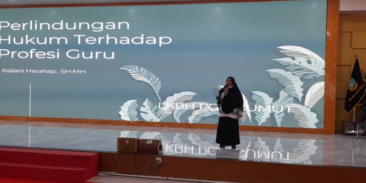 Dosen Fakultas Hukum Menjadi Pemateri ” Sosialisasi Perlindungan Hukum Profesi Guru “