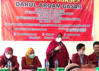 Wakil Dekan III Fakultas Hukum UMSU, Atikah Rahmi, SH., MH Membuka Kegiatan Darul Arqam Dasar (DAD) PK IMM Fahum UMSU