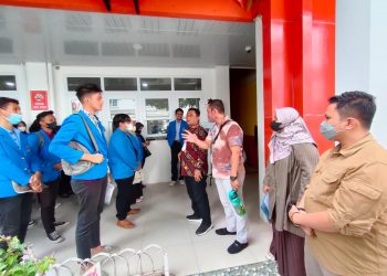 Sebagai Realisasi Program “Jaksa Sahabat Mahasiswa UMSU” Wakil Dekan I Lepas Kuliah Praktek Mahasiswa FH UMSU