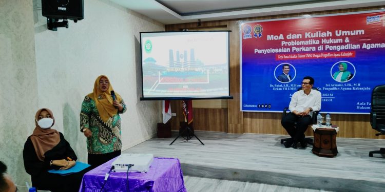 Ketua Pengadilan Agama Kabanjahe, Sri Armaini, S.H.i. M.H Menjadi Narasumber di Kuliah Umum Fakultas Hukum UMSU