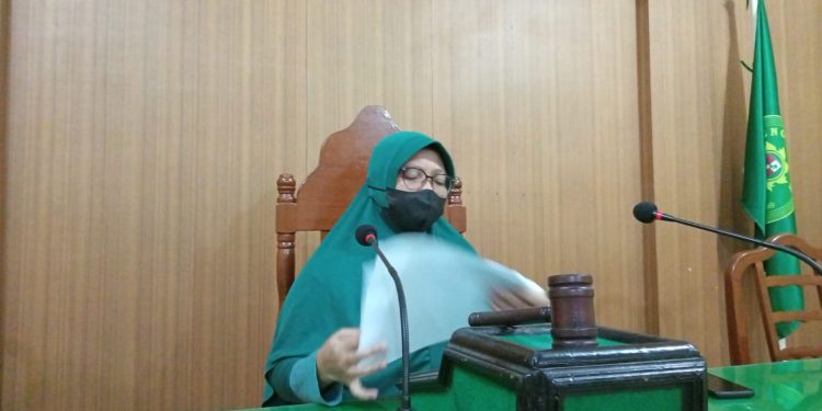 Atikah Rahmi, SH., MH Membuka Seminar Proposal Skripsi Fakultas Hukum UMSU