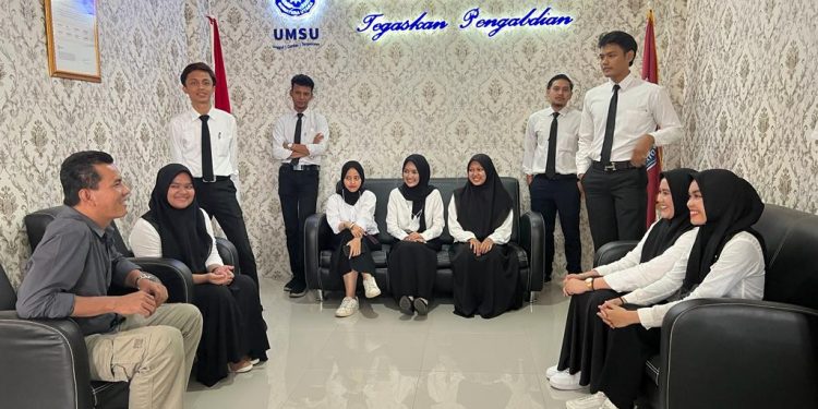 Dr. FAISAL, SH., M.Hum Membuka Langsung Seminar Proposal