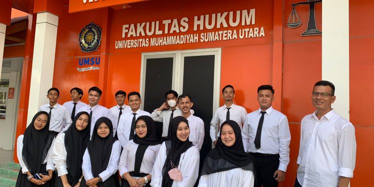 Dr. Faisal, SH., M.Hum membuka langsung Seminar Proposal Fakultas Hukum UMSU