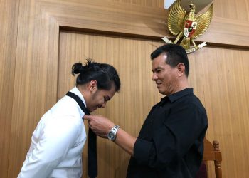 Dekan FH-UMSU Dr. Faisal, SH., M.Hum membuka langsung Seminar Proposal